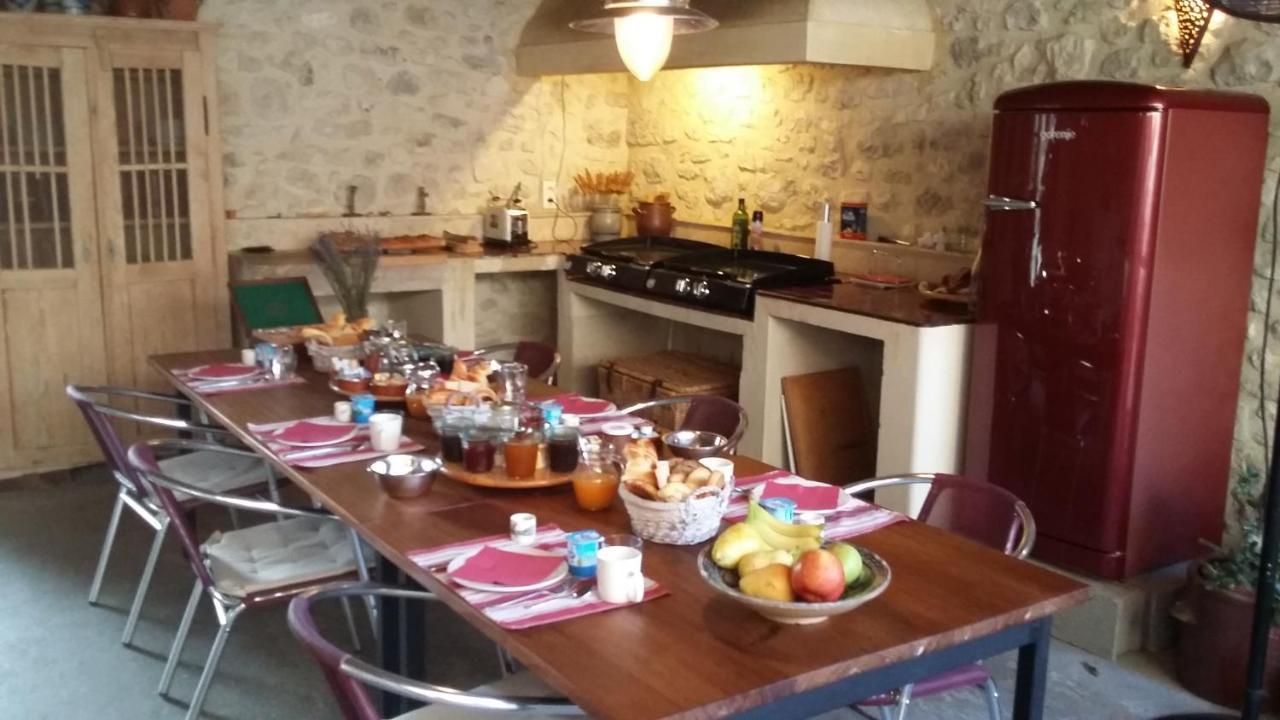 Chambre D'Hotes & Gites Vacances-En-LuberonReillanne エクステリア 写真